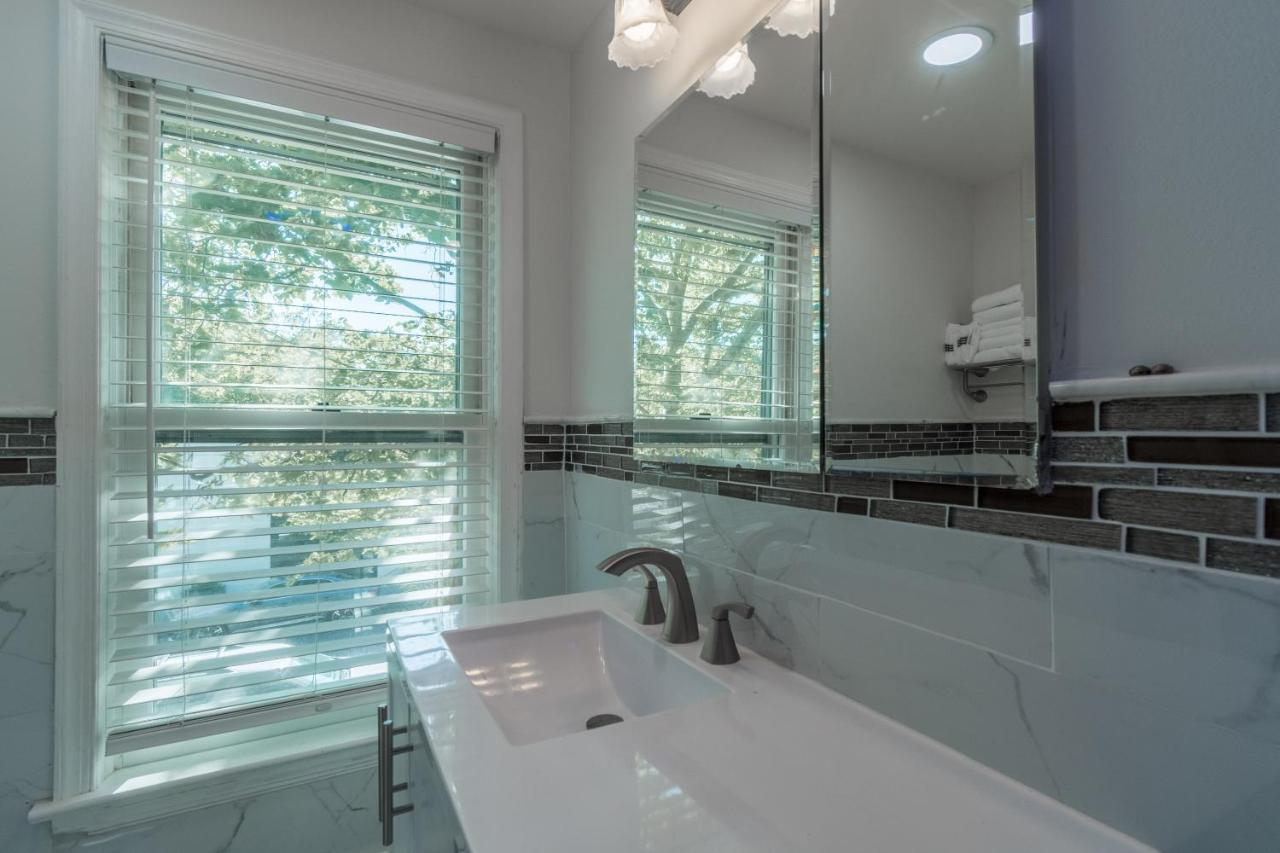 Luxurious Retreat, Parking, Restaurants, Near New Hope, 1Mile Delaware River Lambertville Exterior foto